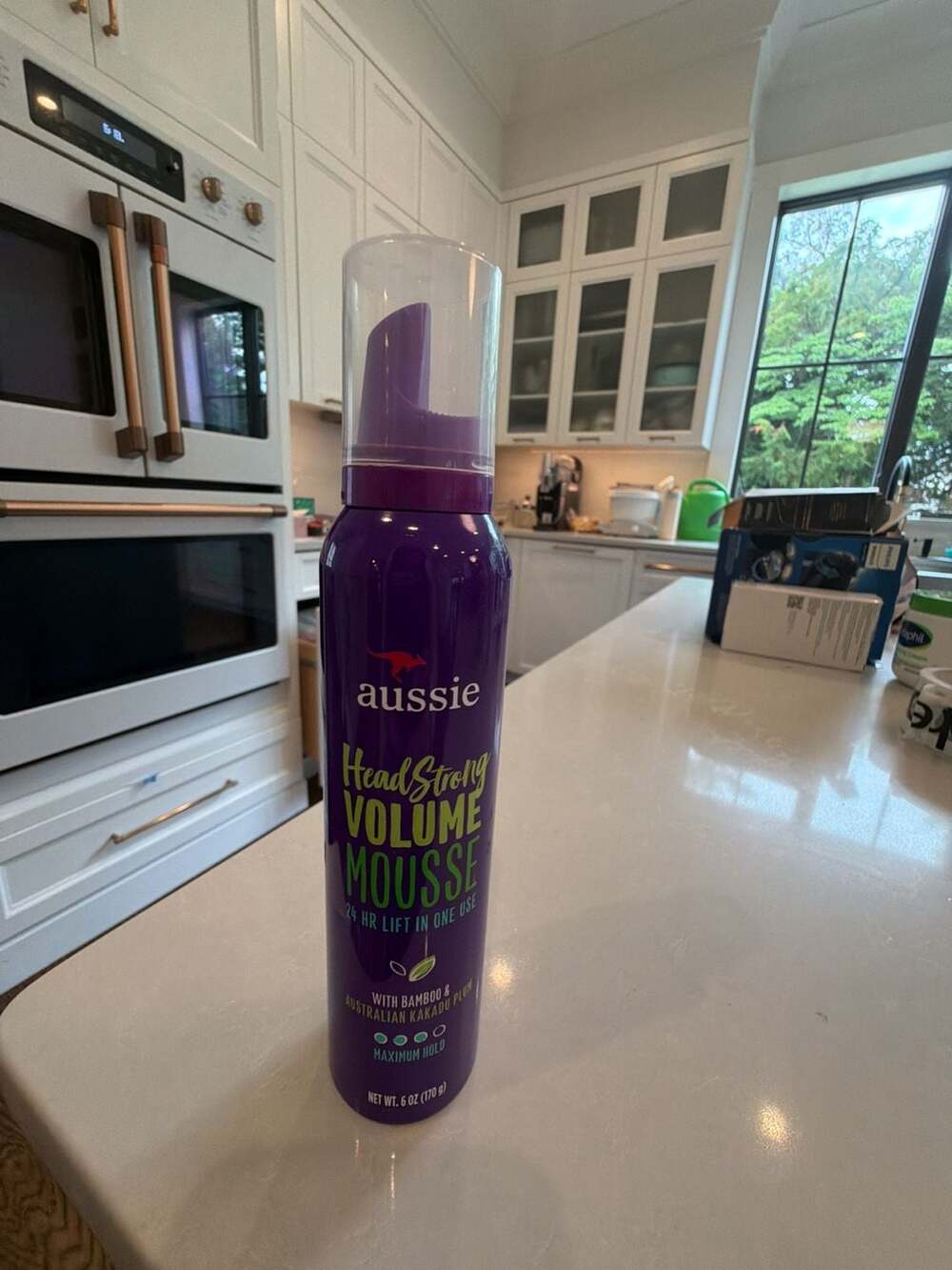 Aussie HeadStrong Volume Mousse Maximum Hold with Bamboo & Kakadu Plum 6 oz